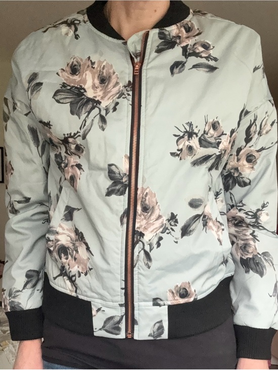 I joan Jackets & Blazers - i joan Floral Satin Bomber Jacket in Icy Blue - Medium